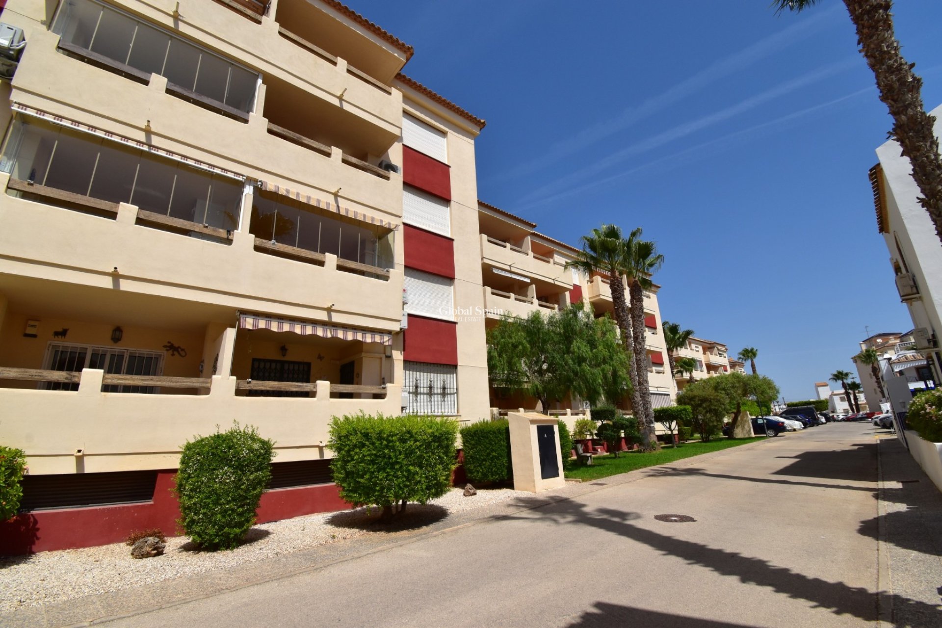 Wederverkoop - APPARTEMENT -
Orihuela Costa - Playa Flamenca
