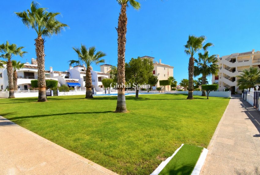 Wederverkoop - APPARTEMENT -
Orihuela Costa - Playa Flamenca