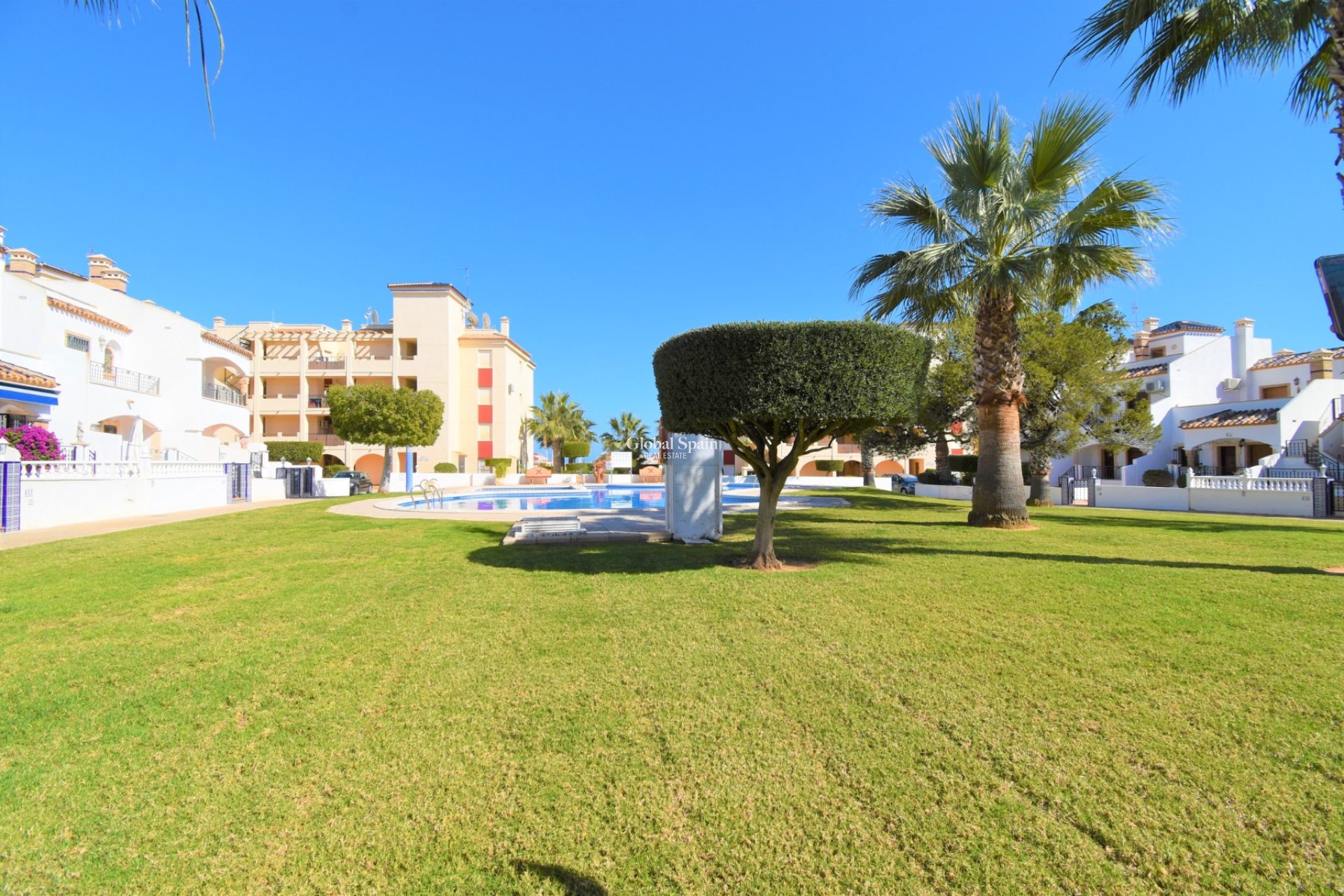 Wederverkoop - APPARTEMENT -
Orihuela Costa - Playa Flamenca