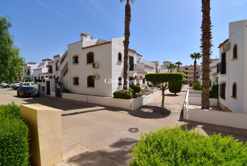 Wederverkoop - APPARTEMENT -
Orihuela Costa - Playa Flamenca