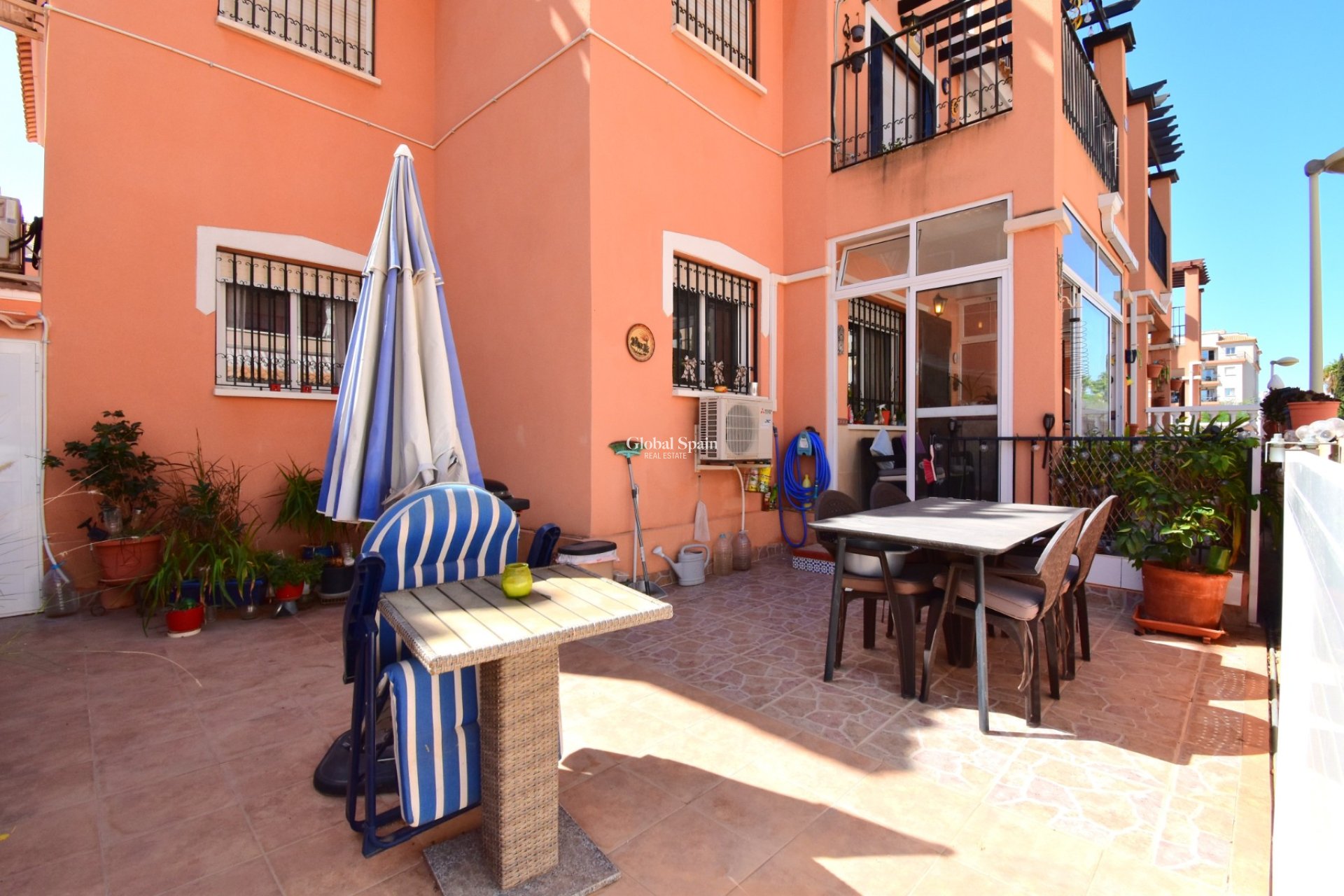 Wederverkoop - APPARTEMENT -
Orihuela Costa - Playa Flamenca