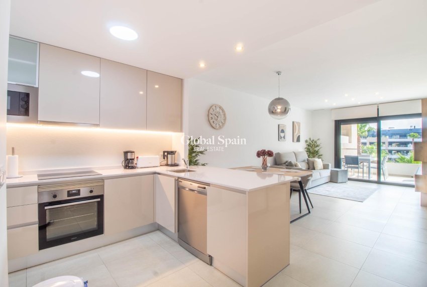 Wederverkoop - Appartement -
ORIHUELA COSTA - Playa Flamenca