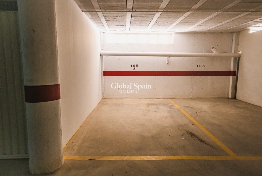 Wederverkoop - APPARTEMENT -
ORIHUELA COSTA - Punta Prima