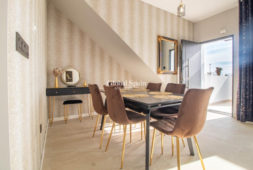 Wederverkoop - Appartement -
ORIHUELA COSTA - Punta Prima