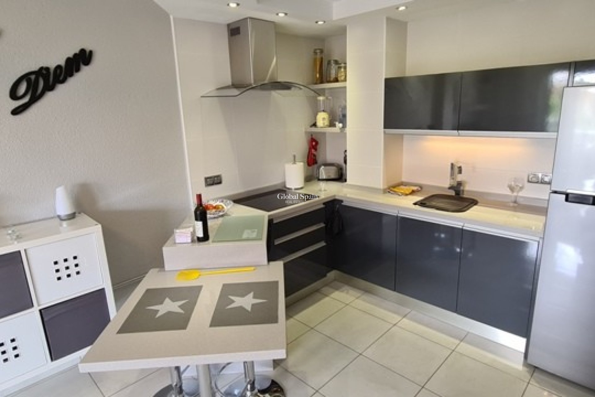 Wederverkoop - APPARTEMENT -
ORIHUELA COSTA - Punta Prima