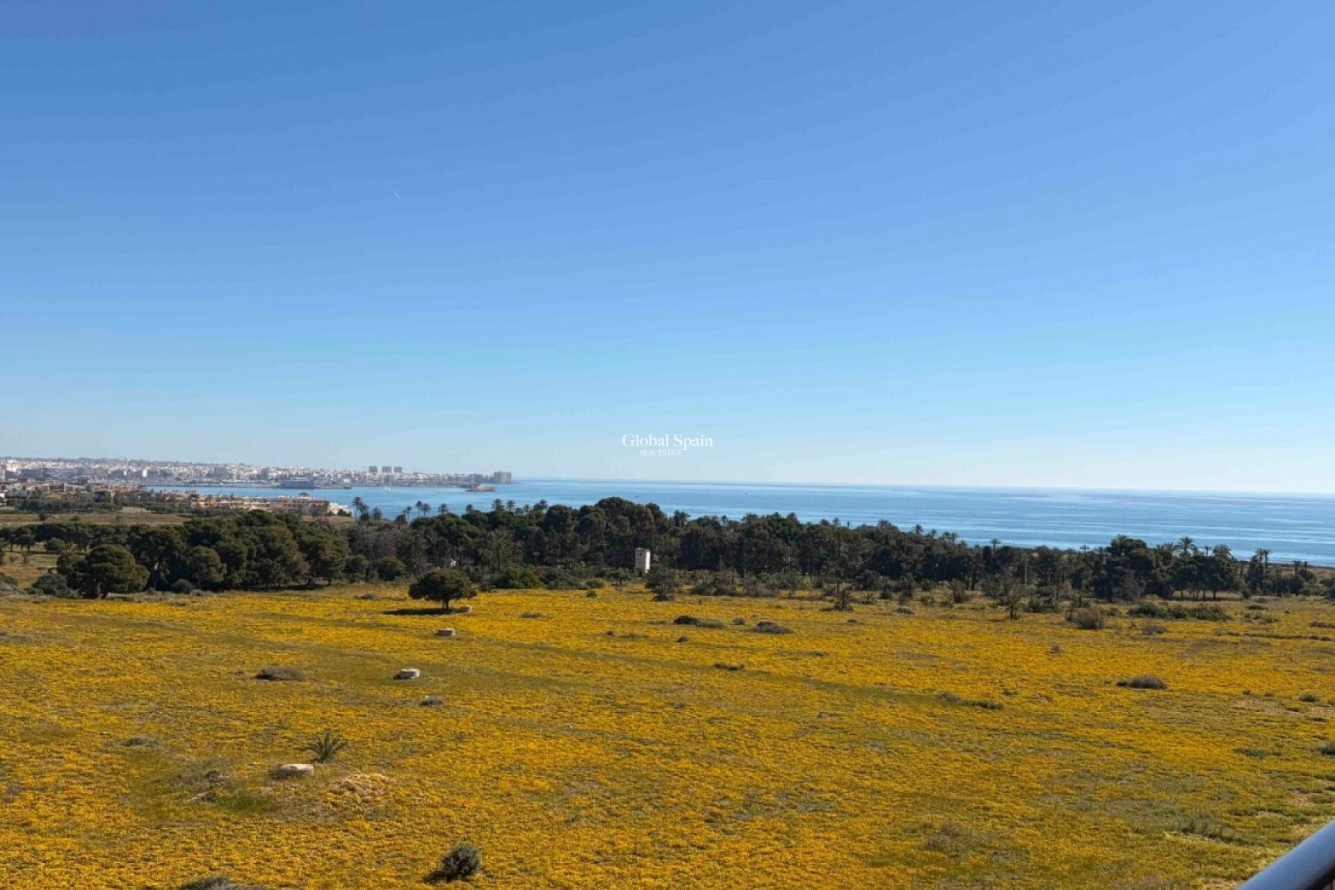 Wederverkoop - APPARTEMENT -
ORIHUELA COSTA - Punta Prima