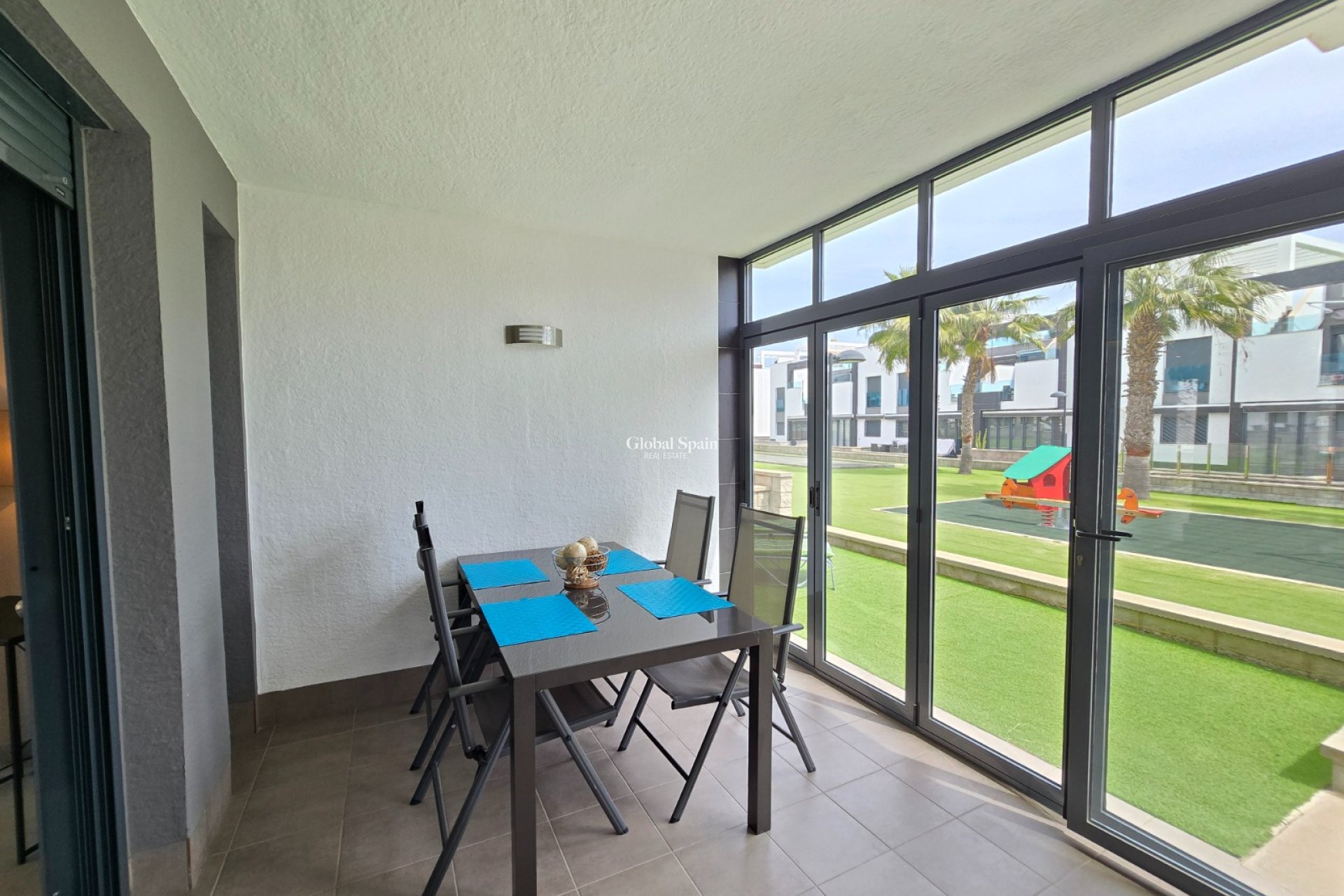 Wederverkoop - APPARTEMENT -
ORIHUELA COSTA - Punta Prima *