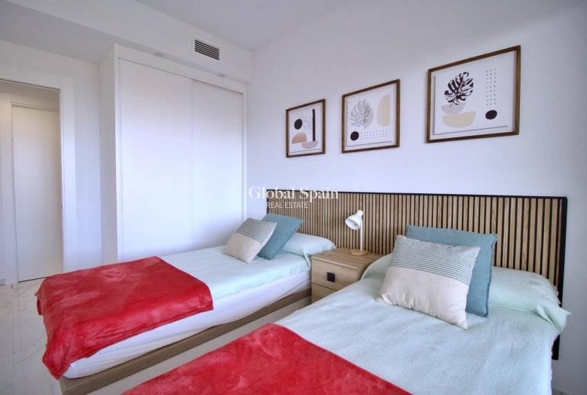 Wederverkoop - APPARTEMENT -
ORIHUELA COSTA - Punta Prima