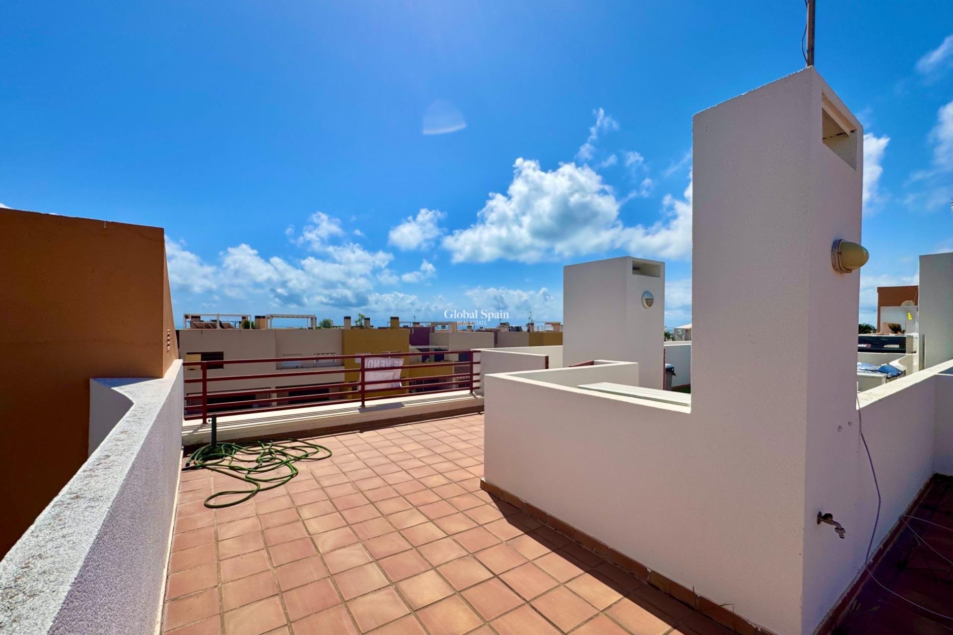 Wederverkoop - APPARTEMENT -
ORIHUELA COSTA - Punta Prima