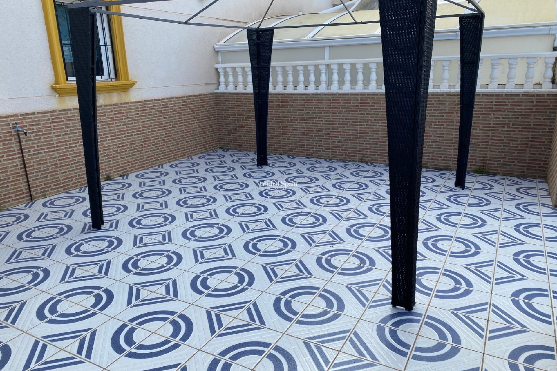 Wederverkoop - APPARTEMENT -
ORIHUELA COSTA - Punta Prima