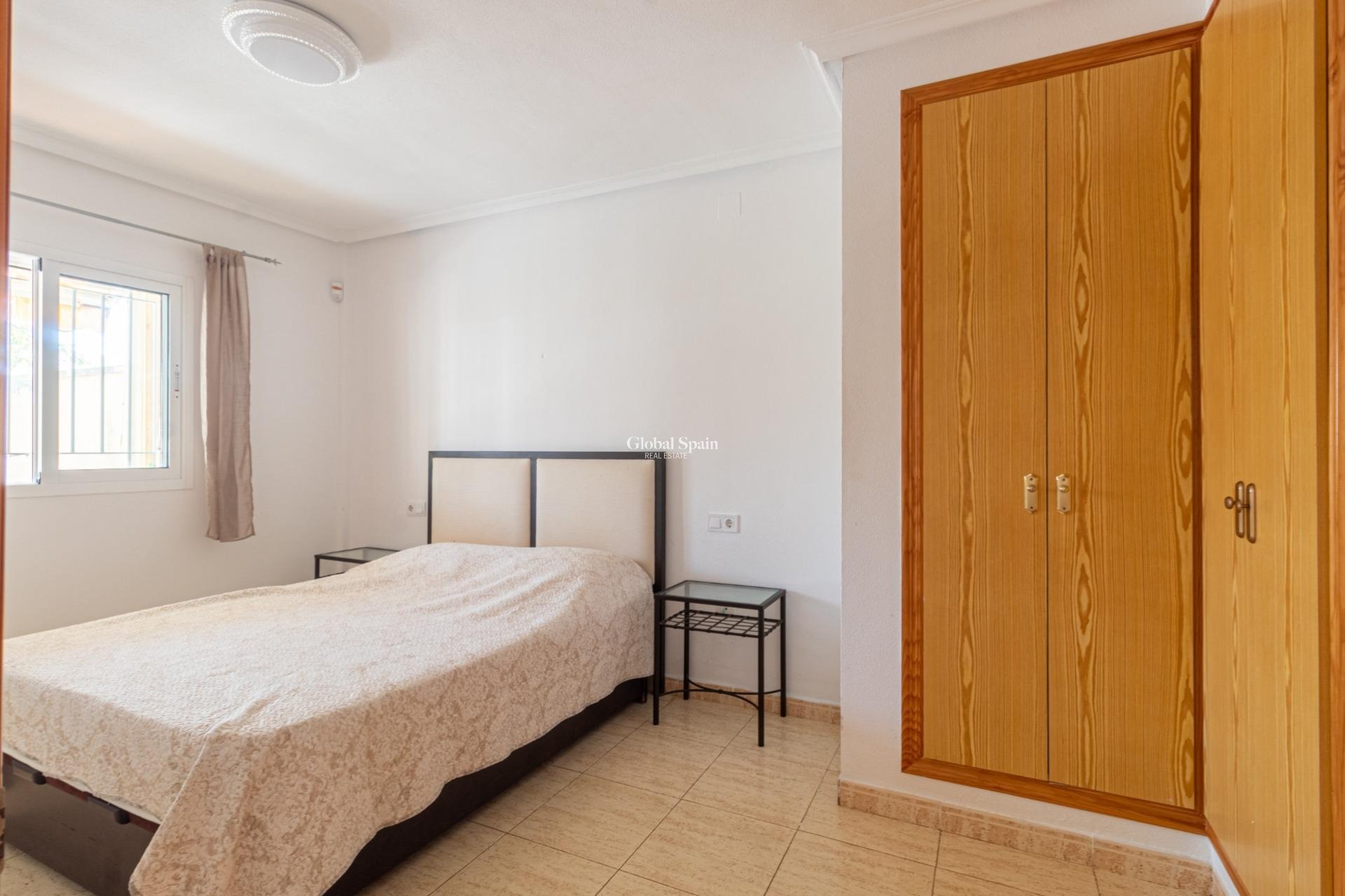 Wederverkoop - APPARTEMENT -
ORIHUELA COSTA - Punta Prima