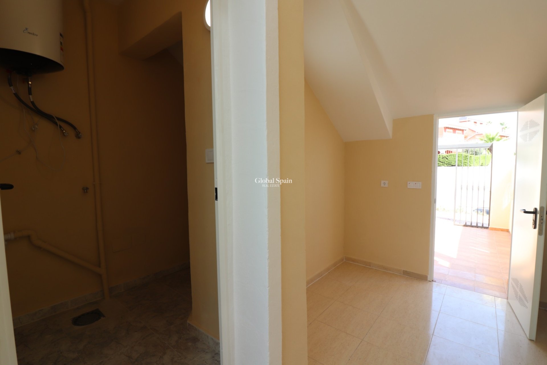 Wederverkoop - APPARTEMENT -
Orihuela Costa - Punta Prima