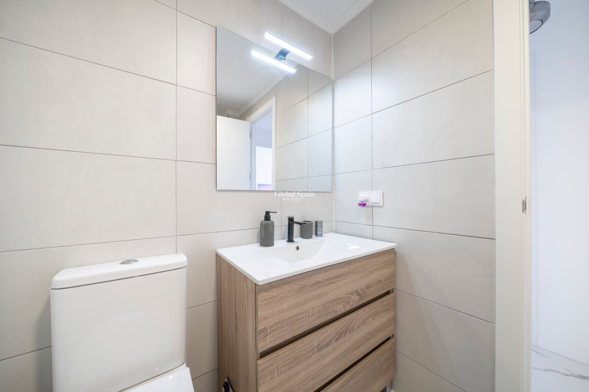 Wederverkoop - Appartement -
ORIHUELA COSTA - Punta Prima