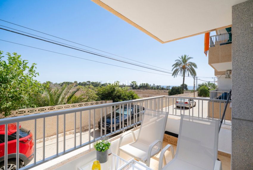 Wederverkoop - Appartement -
ORIHUELA COSTA - Punta Prima