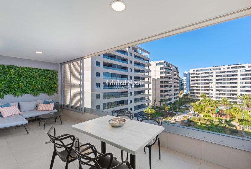 Wederverkoop - Appartement -
ORIHUELA COSTA - Punta Prima