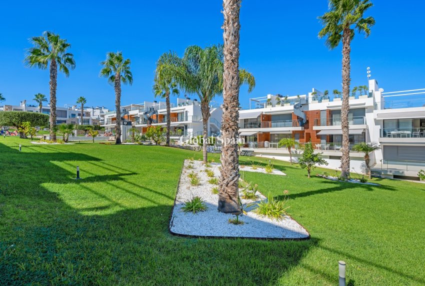 Wederverkoop - Appartement -
ORIHUELA COSTA - Punta Prima