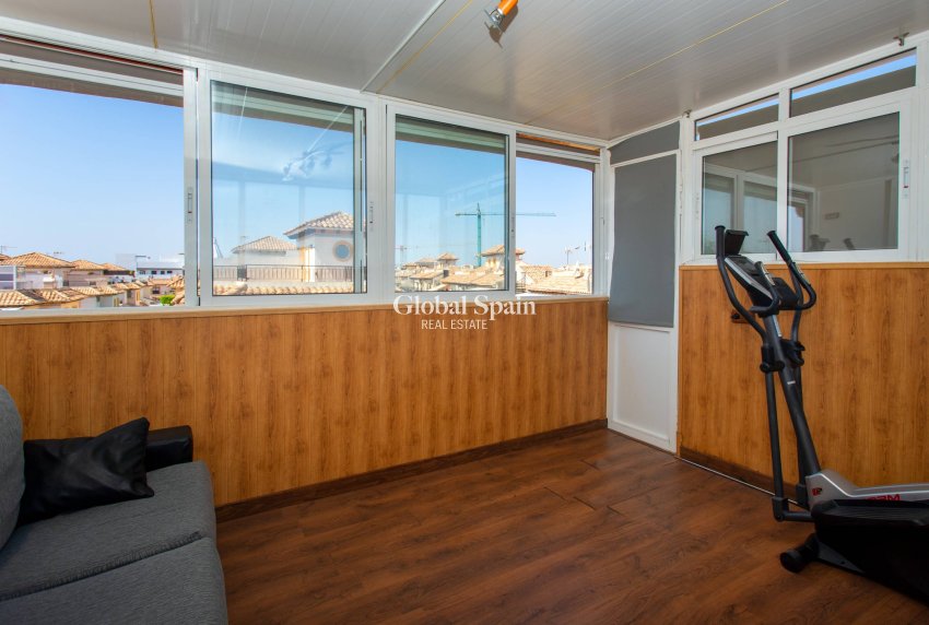 Wederverkoop - APPARTEMENT -
ORIHUELA COSTA - Rocio Del Mar