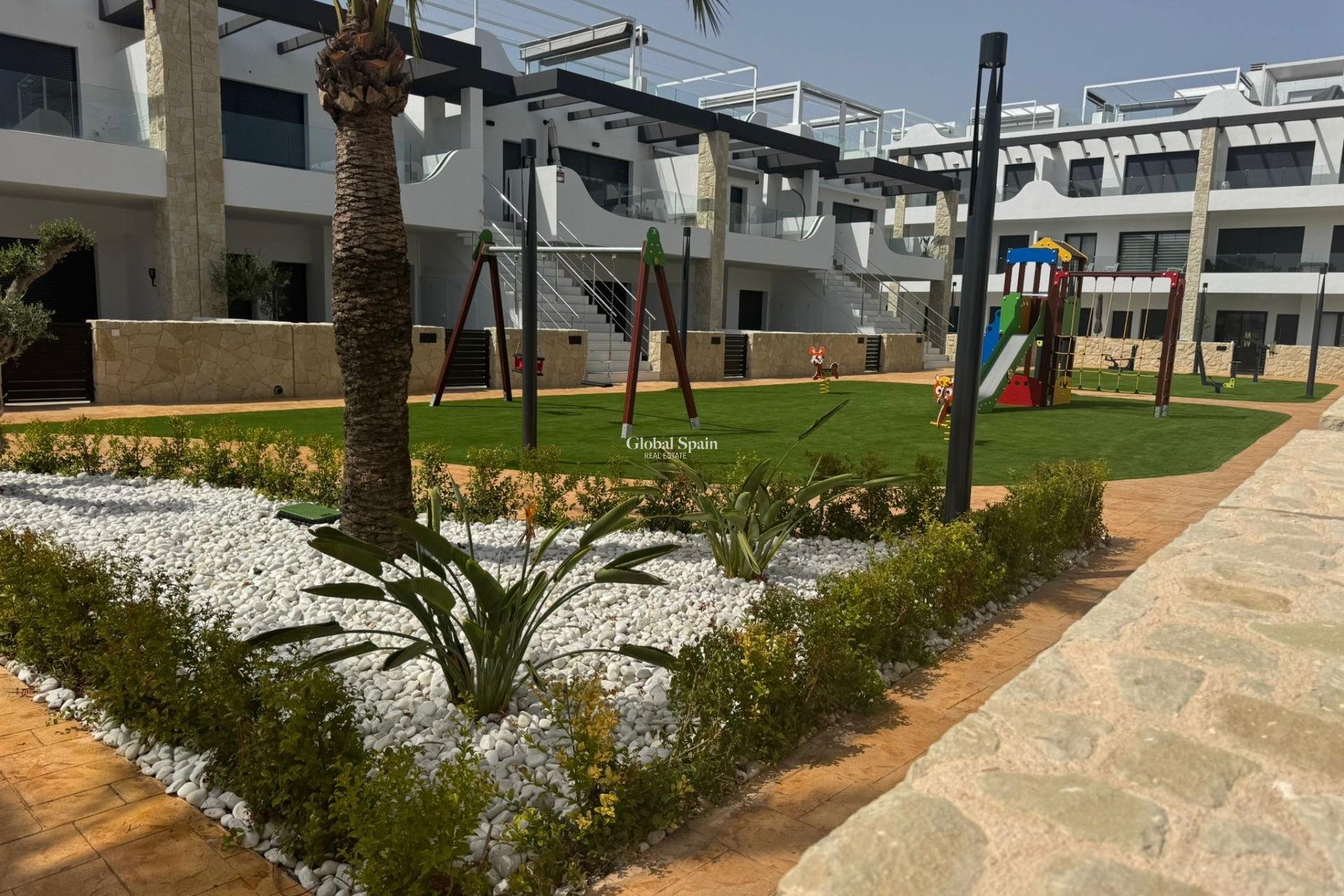 Wederverkoop - APPARTEMENT -
ORIHUELA COSTA - Rocio Del Mar