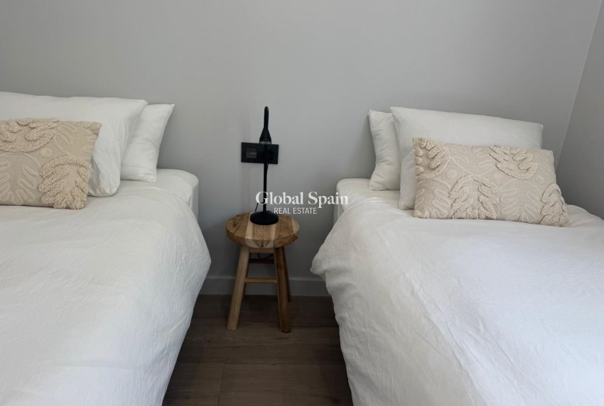 Wederverkoop - APPARTEMENT -
ORIHUELA COSTA - Rocio Del Mar