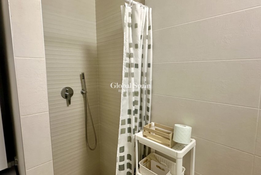 Wederverkoop - Appartement -
ORIHUELA COSTA - VILLAMARTÍN