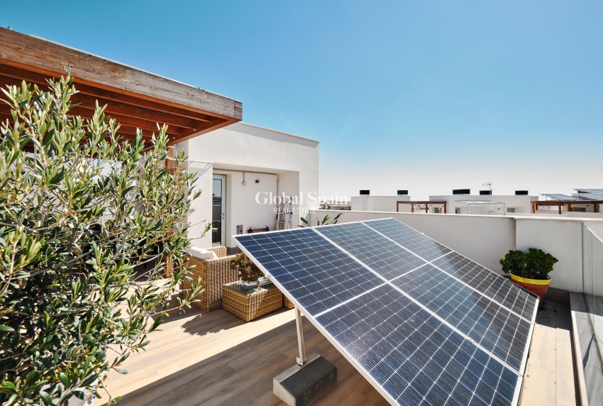 Wederverkoop - Appartement -
ORIHUELA COSTA - VILLAMARTÍN