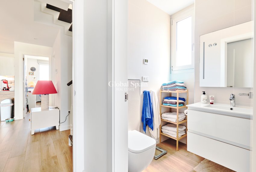 Wederverkoop - Appartement -
ORIHUELA COSTA - VILLAMARTÍN