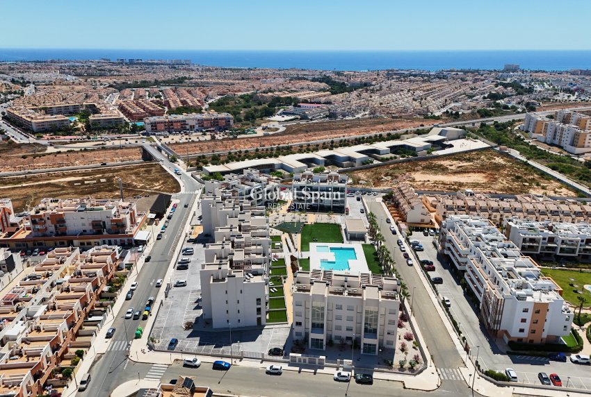 Wederverkoop - Appartement -
ORIHUELA COSTA - VILLAMARTÍN