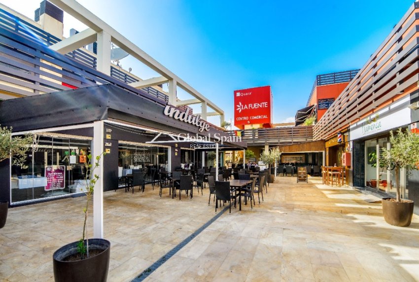 Wederverkoop - Appartement -
ORIHUELA COSTA - VILLAMARTÍN