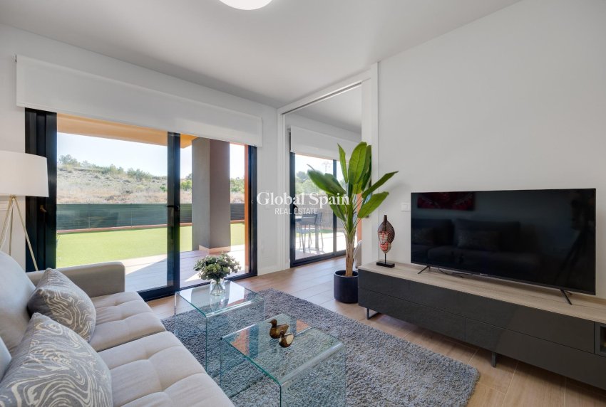 Wederverkoop - APPARTEMENT -
ORIHUELA COSTA - VILLAMARTÍN