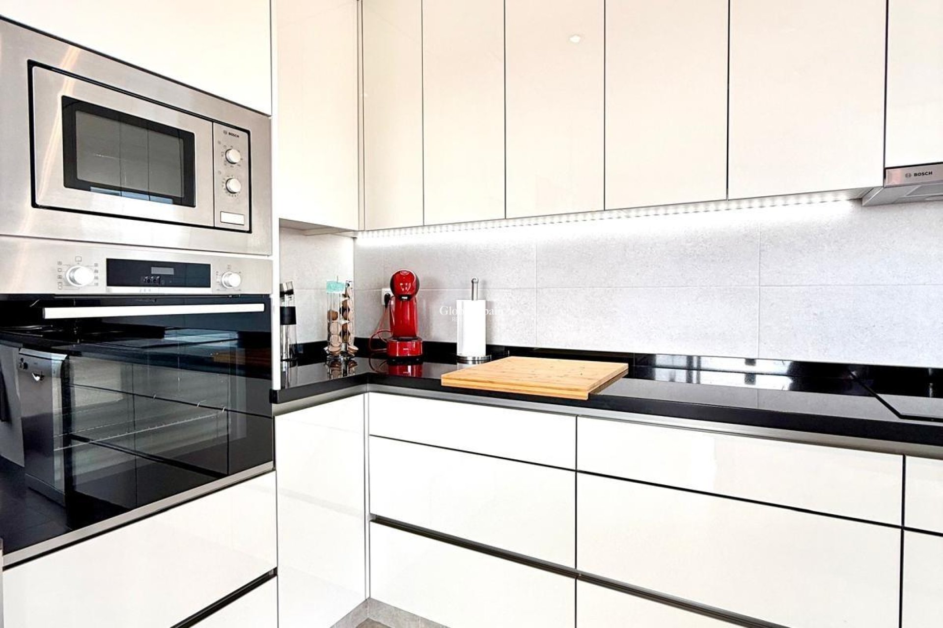 Wederverkoop - APPARTEMENT -
ORIHUELA COSTA - VILLAMARTÍN