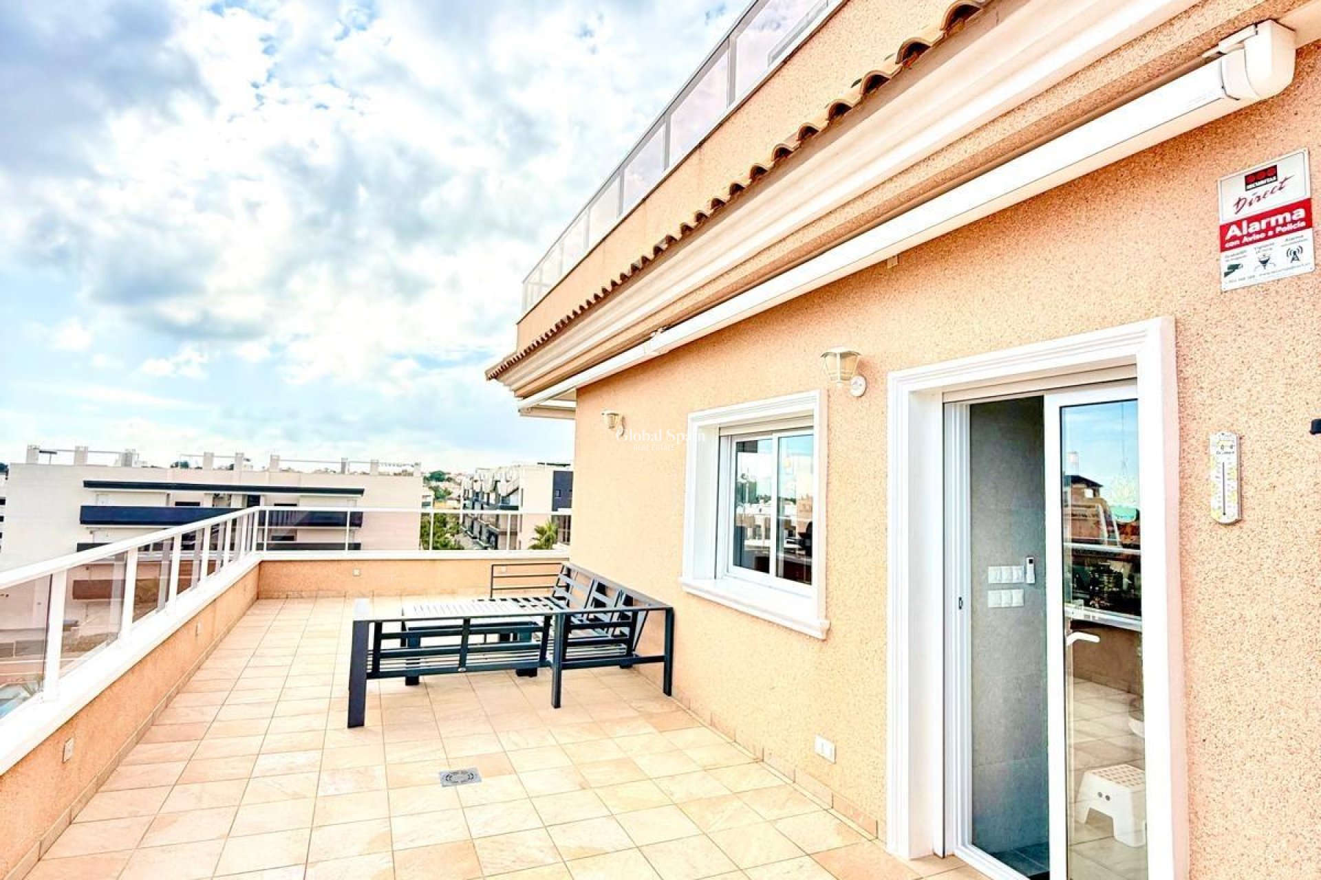Wederverkoop - APPARTEMENT -
ORIHUELA COSTA - VILLAMARTÍN