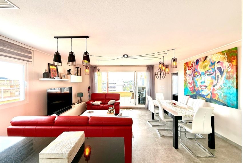 Wederverkoop - APPARTEMENT -
ORIHUELA COSTA - VILLAMARTÍN