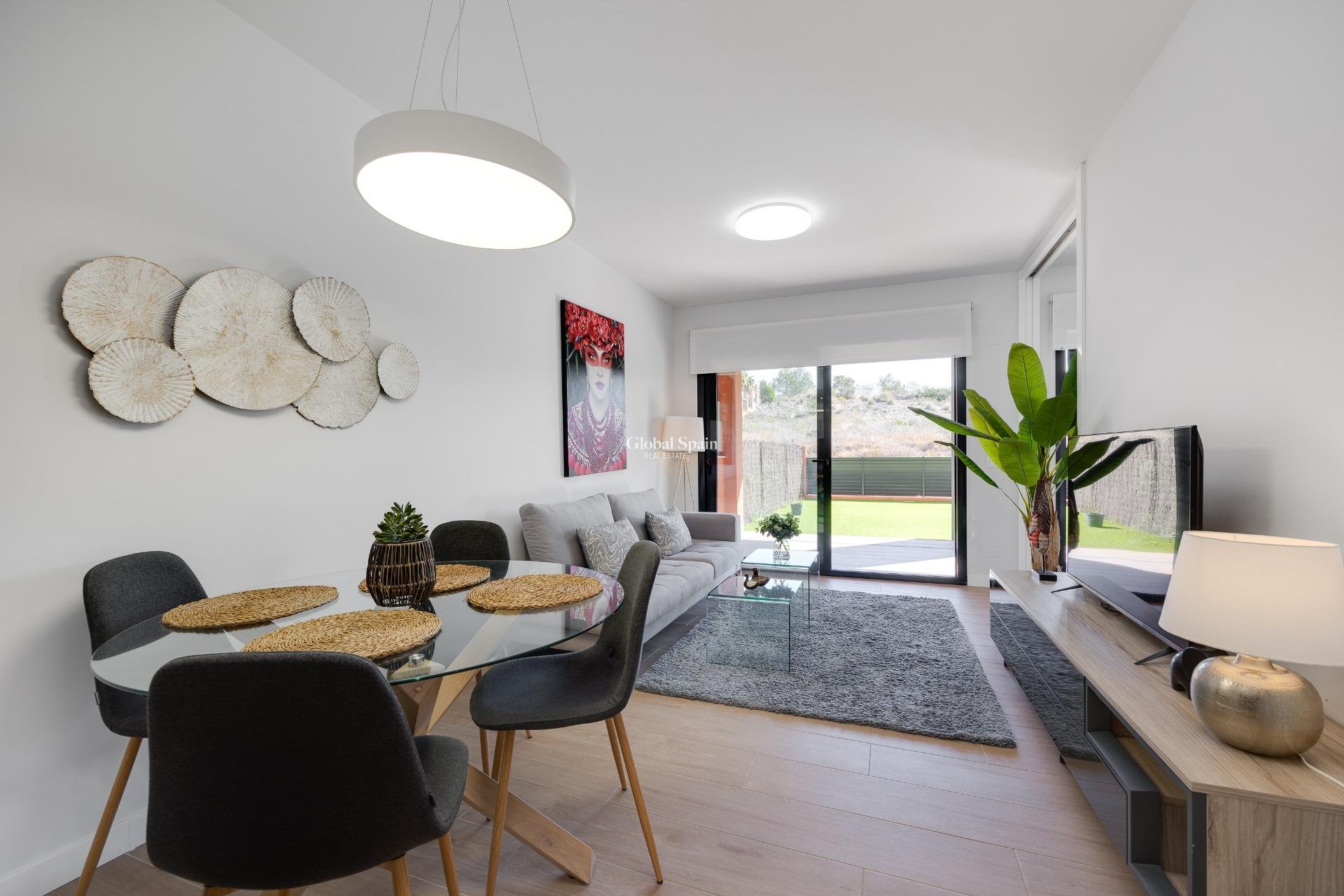 Wederverkoop - APPARTEMENT -
ORIHUELA COSTA - VILLAMARTÍN