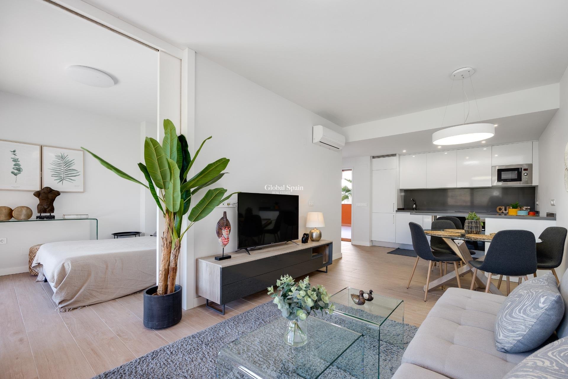 Wederverkoop - APPARTEMENT -
ORIHUELA COSTA - VILLAMARTÍN