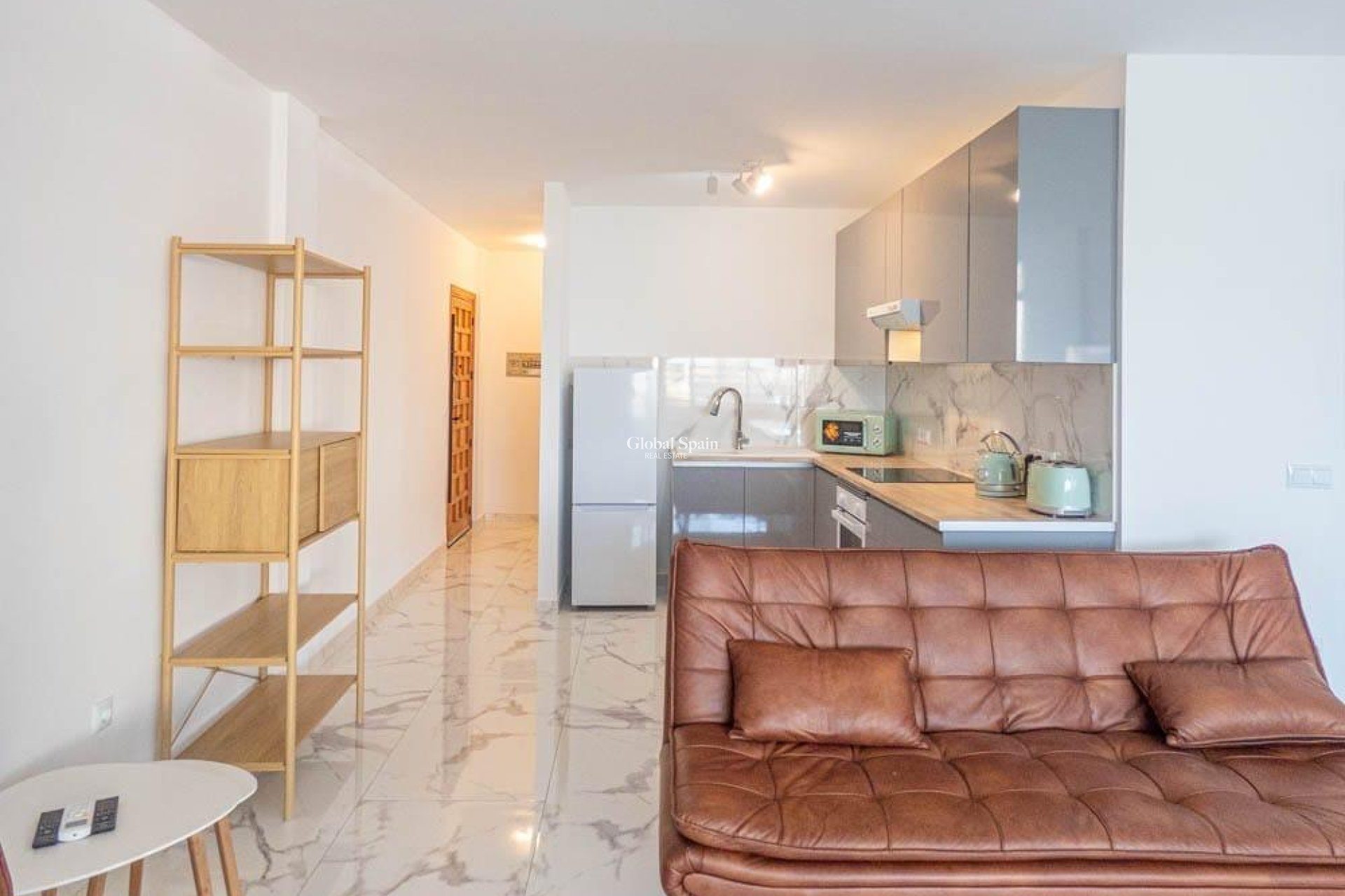 Wederverkoop - APPARTEMENT -
ORIHUELA COSTA - VILLAMARTÍN