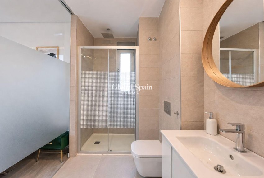 Wederverkoop - APPARTEMENT -
ORIHUELA COSTA - VILLAMARTÍN