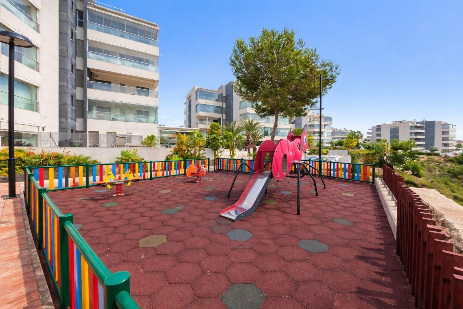 Wederverkoop - APPARTEMENT -
ORIHUELA COSTA - VILLAMARTÍN