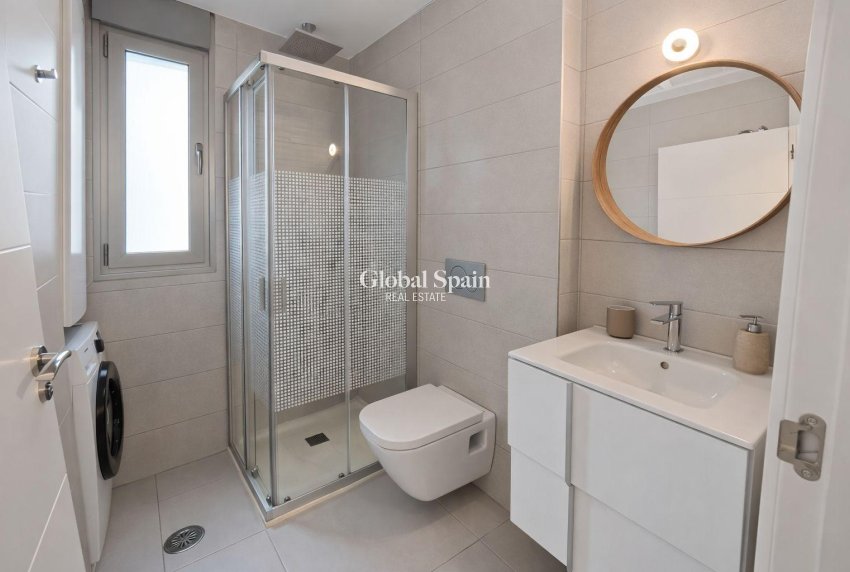 Wederverkoop - APPARTEMENT -
ORIHUELA COSTA - VILLAMARTÍN