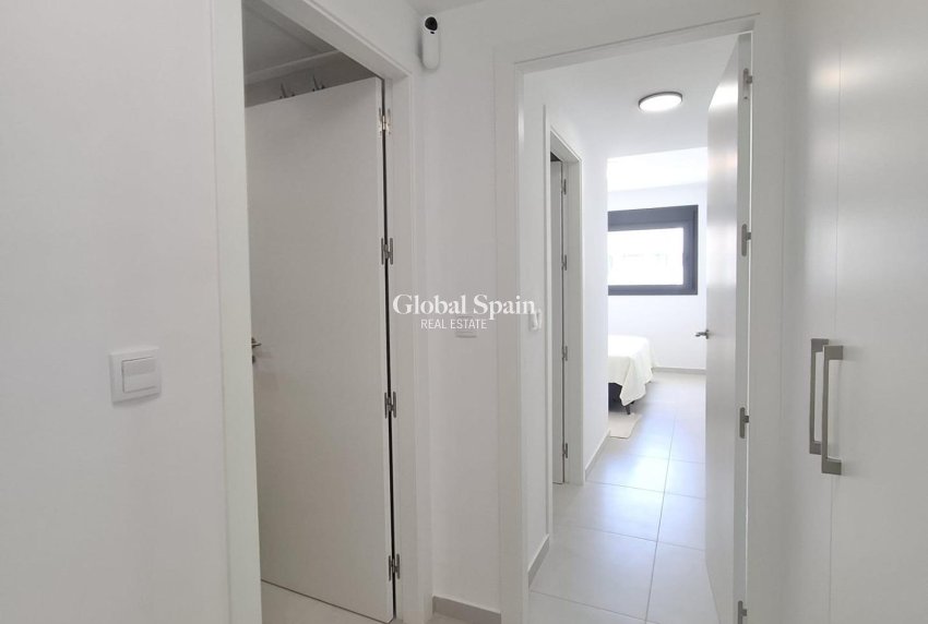Wederverkoop - APPARTEMENT -
ORIHUELA COSTA - VILLAMARTÍN