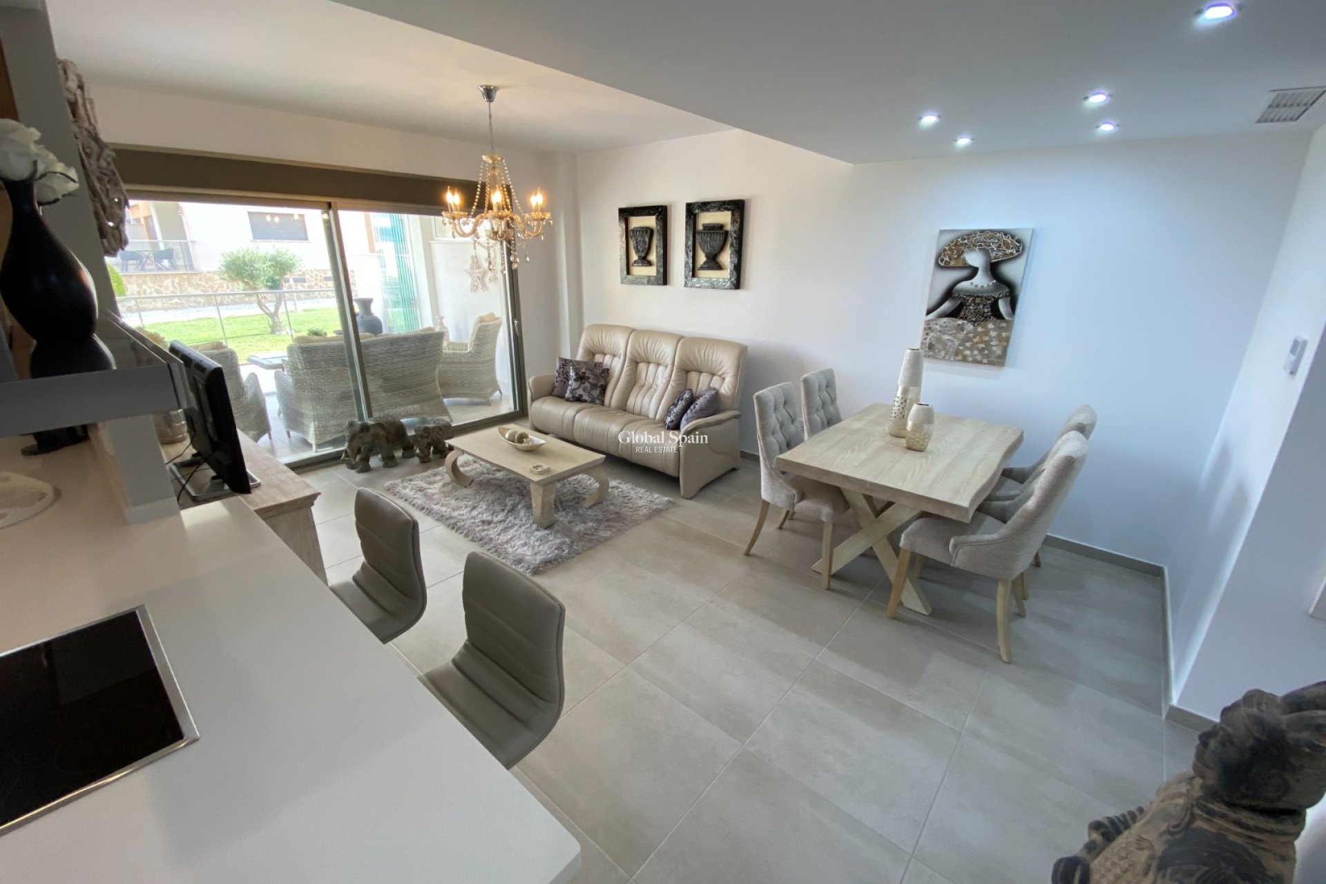 Wederverkoop - Appartement -
ORIHUELA COSTA - VILLAMARTÍN