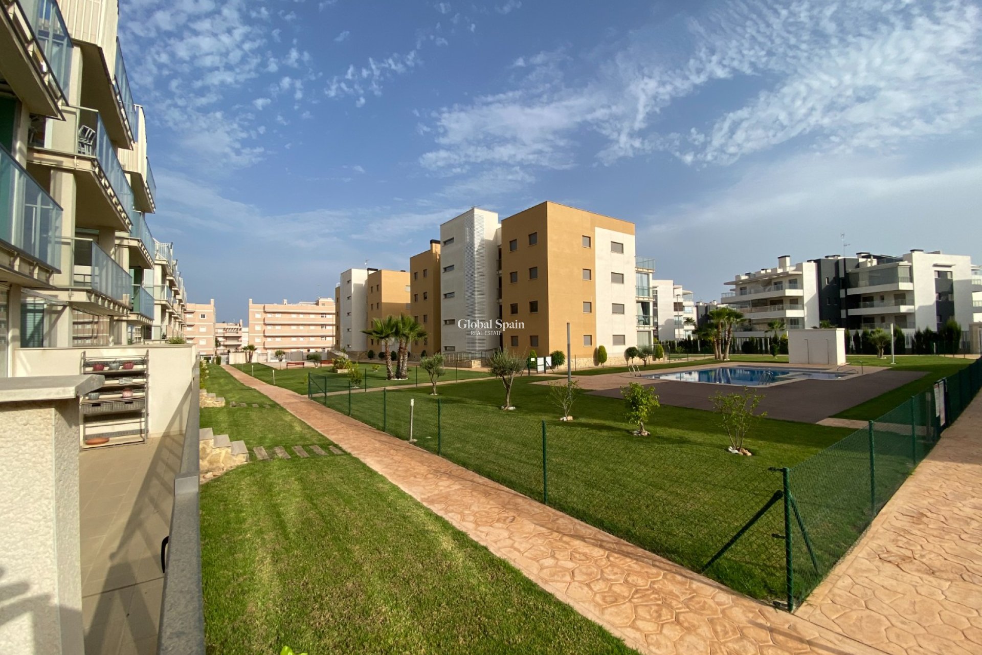 Wederverkoop - Appartement -
ORIHUELA COSTA - VILLAMARTÍN