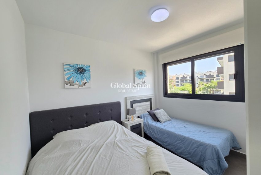 Wederverkoop - APPARTEMENT -
ORIHUELA COSTA - Villamartín *