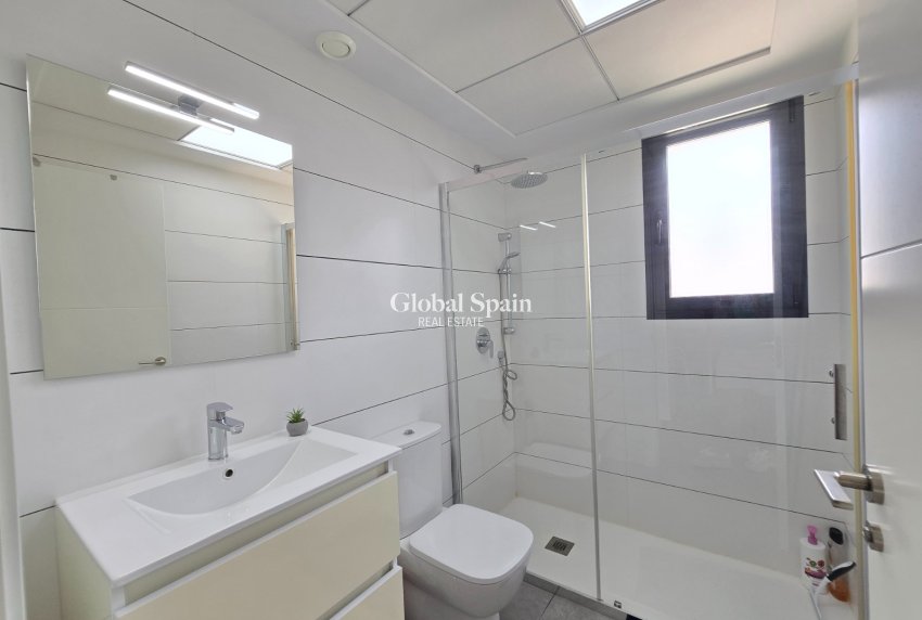 Wederverkoop - APPARTEMENT -
ORIHUELA COSTA - Villamartín *