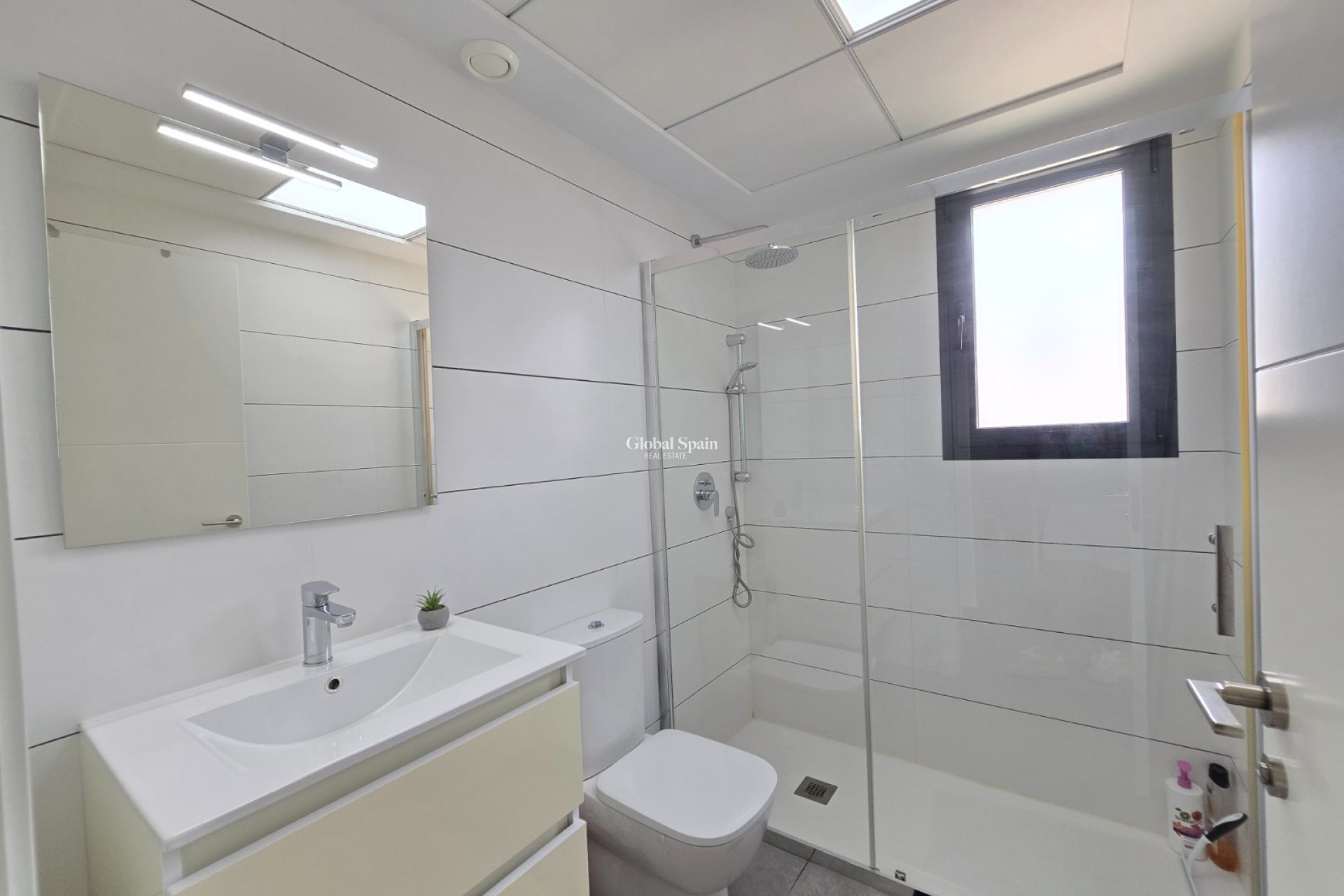 Wederverkoop - APPARTEMENT -
ORIHUELA COSTA - Villamartín *
