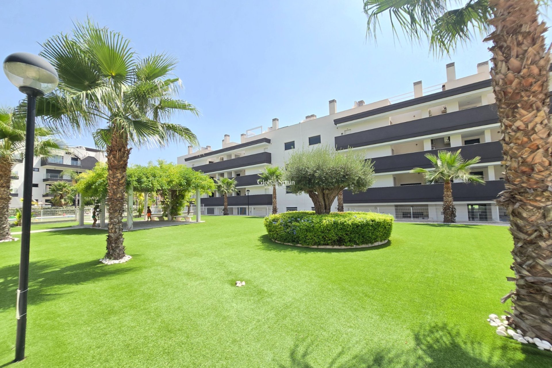 Wederverkoop - APPARTEMENT -
ORIHUELA COSTA - Villamartín *