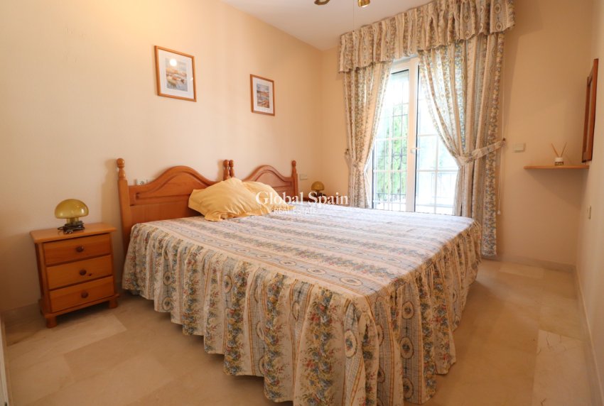 Wederverkoop - APPARTEMENT -
Orihuela Costa - Villamartin
