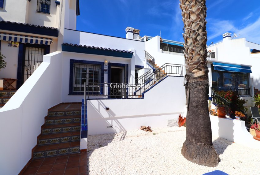 Wederverkoop - APPARTEMENT -
Orihuela Costa - Villamartin