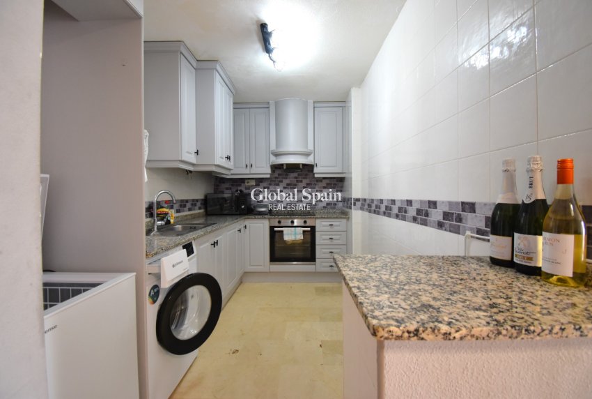 Wederverkoop - APPARTEMENT -
Orihuela Costa - Villamartin
