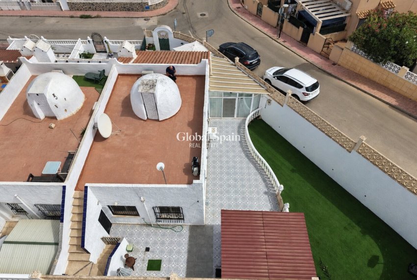 Wederverkoop - APPARTEMENT -
Orihuela Costa - Villamartin