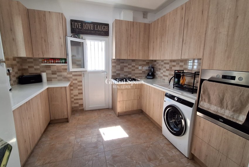 Wederverkoop - APPARTEMENT -
Orihuela Costa - Villamartin